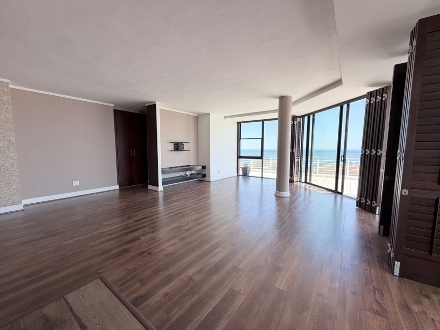 3 Bedroom Property for Sale in Bloubergstrand Western Cape